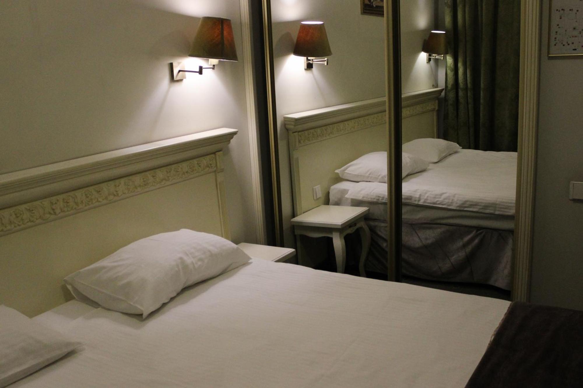 Royal City Hotel Kyiv Room photo