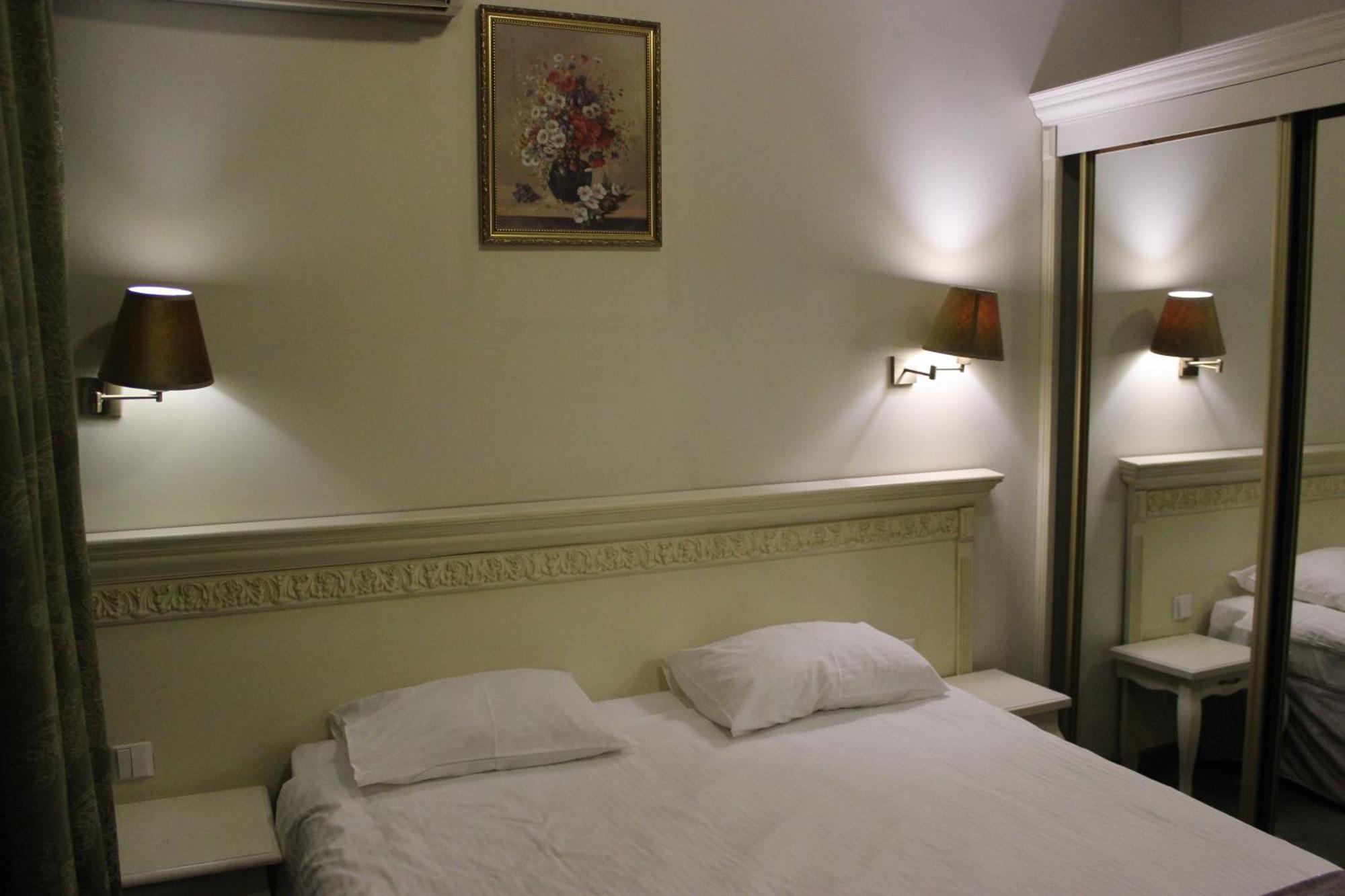 Royal City Hotel Kyiv Room photo